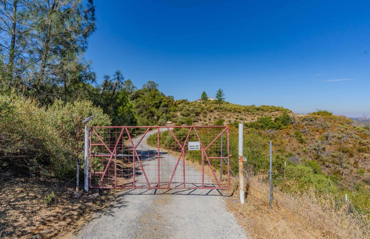 3155 Hawver Road San Andreas, CA 95249 - Photo 5 of 62