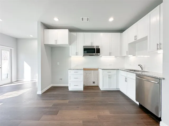 $1,900 | 18813 Luminescent Ln Spring, Spring, TX 77379