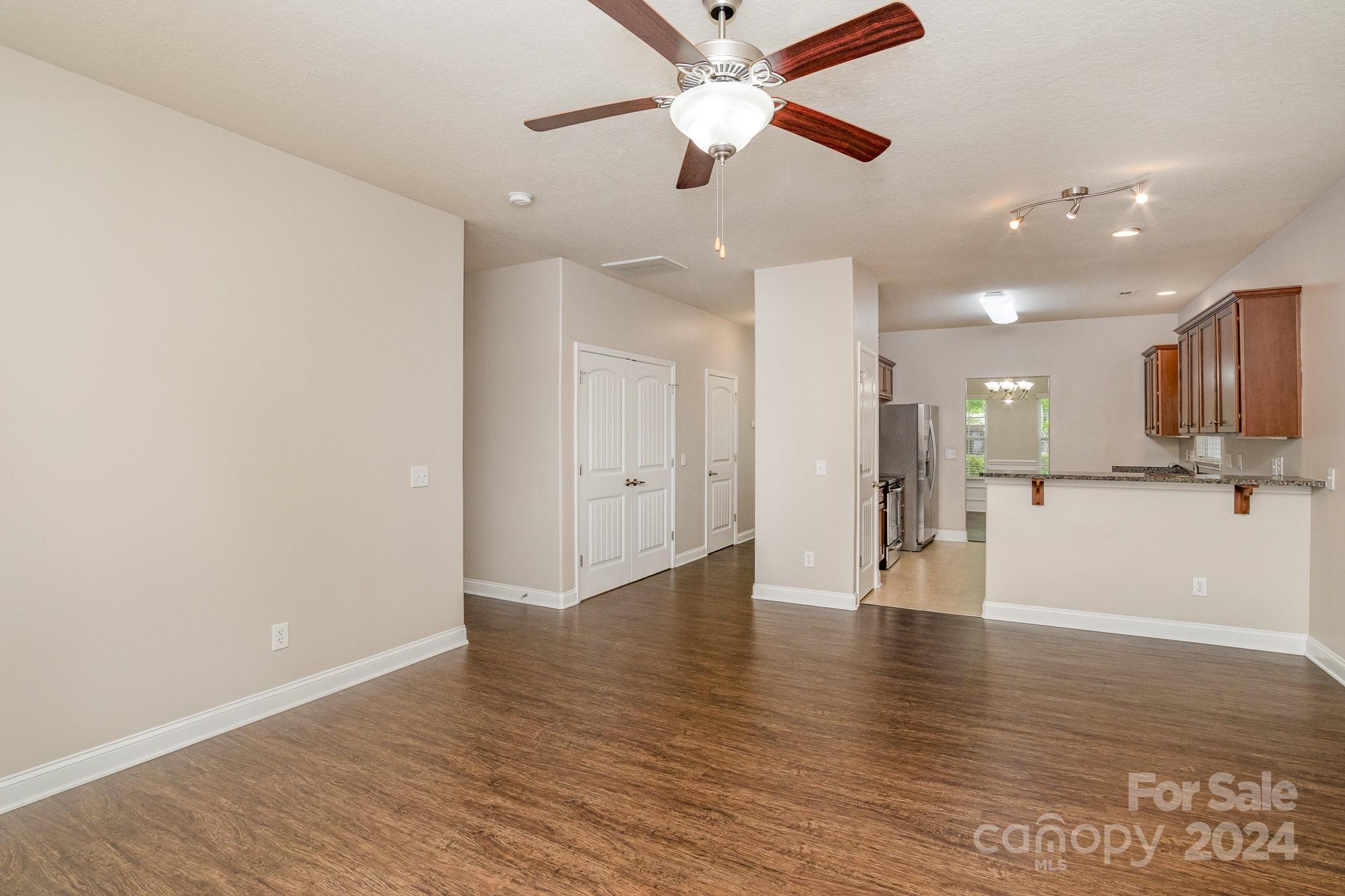 2509 Glyncastle Way Gastonia, NC 28056 - Photo 3 of 18