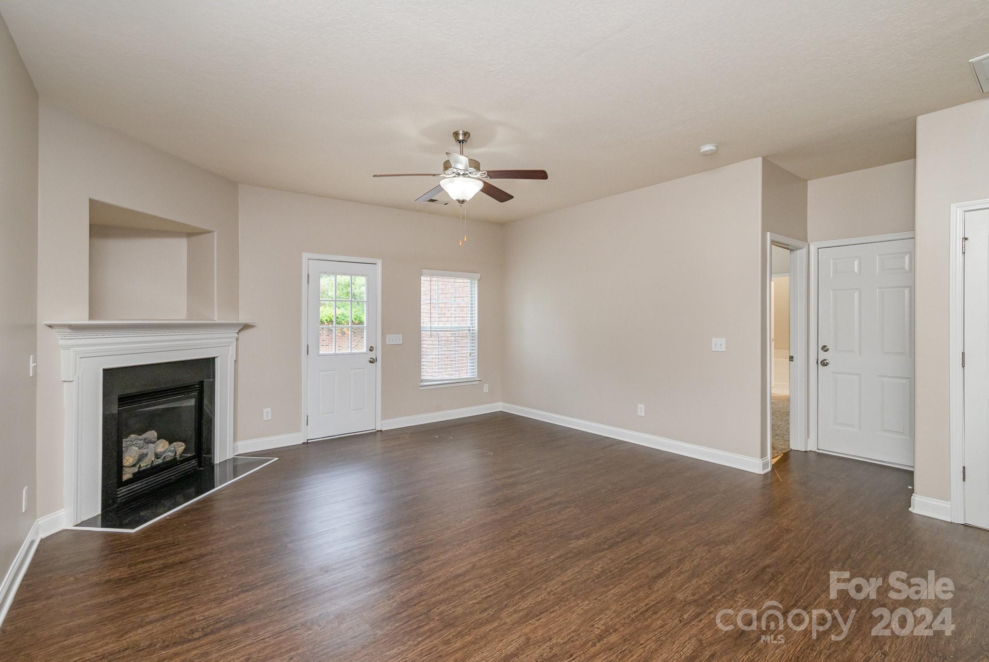 2509 Glyncastle Way Gastonia, NC 28056 - Photo 5 of 18