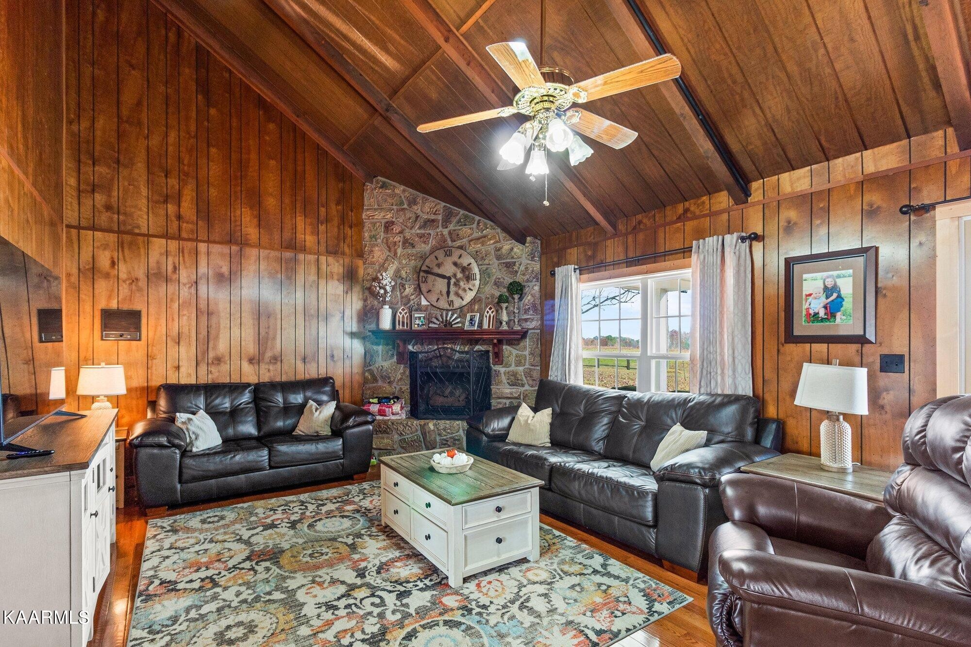 149 Lee Road Tellico Plains, TN 37385 - Photo 7 of 33 Gallery Image 7