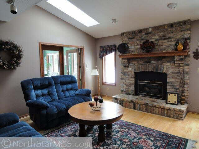 810 23rd Street Southwest Rochester, MN 55902 - Photo 8 of 10