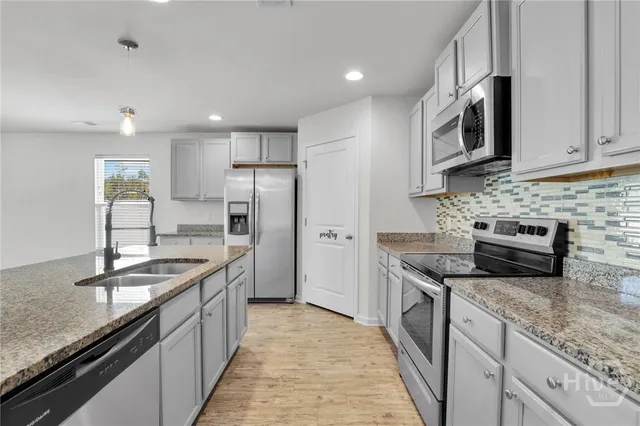 $2,430 | 22 Gardenia Drive, Savannah, GA 31407