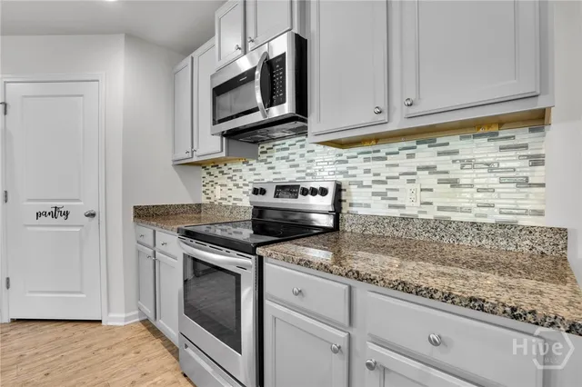 $2,430 | 22 Gardenia Drive, Savannah, GA 31407