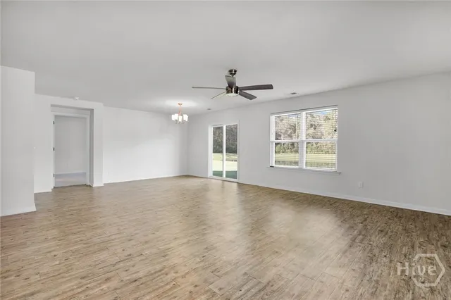 $2,430 | 22 Gardenia Drive, Savannah, GA 31407