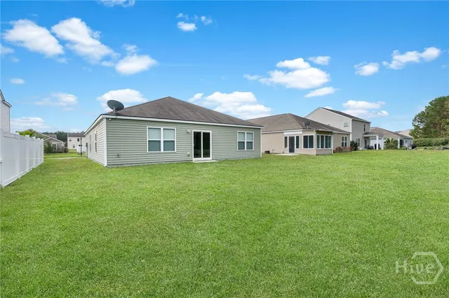 $2,430 | 22 Gardenia Drive, Savannah, GA 31407