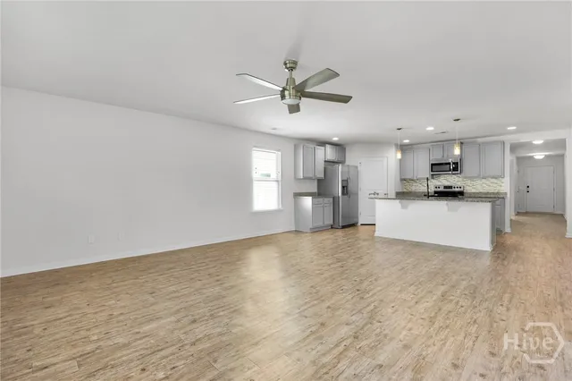 $2,430 | 22 Gardenia Drive, Savannah, GA 31407