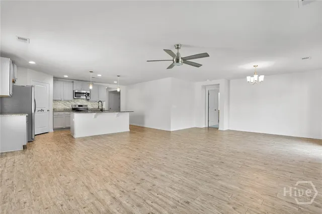 $2,430 | 22 Gardenia Drive, Savannah, GA 31407