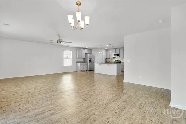 $2,430 | 22 Gardenia Drive, Savannah, GA 31407