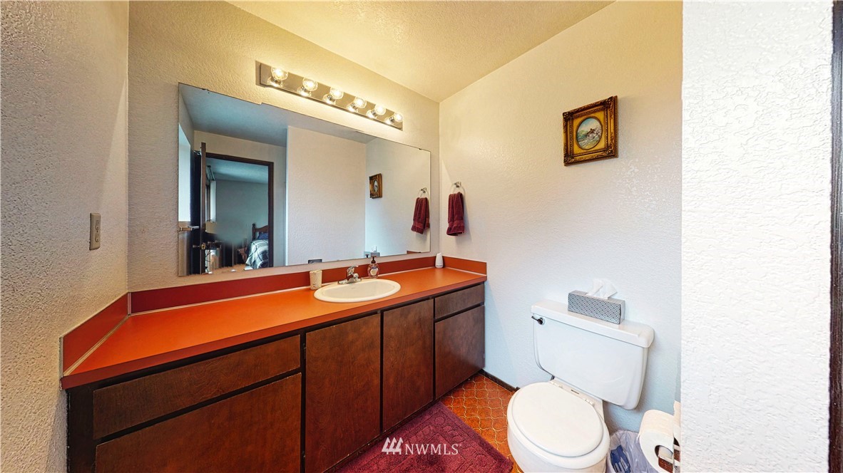 2403 168th Street Southeast Bothell, WA 98012 - Photo 18 of 26