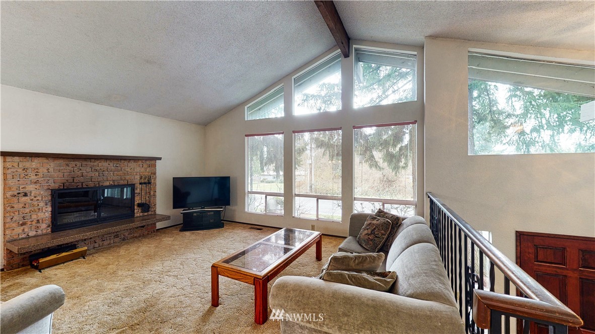 2403 168th Street Southeast Bothell, WA 98012 - Photo 5 of 26