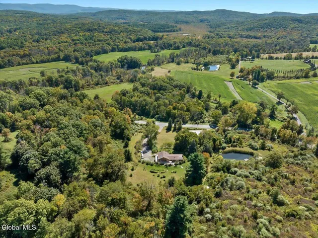 $725,000 | 1899 County Rte 10, Ancram, NY 12502