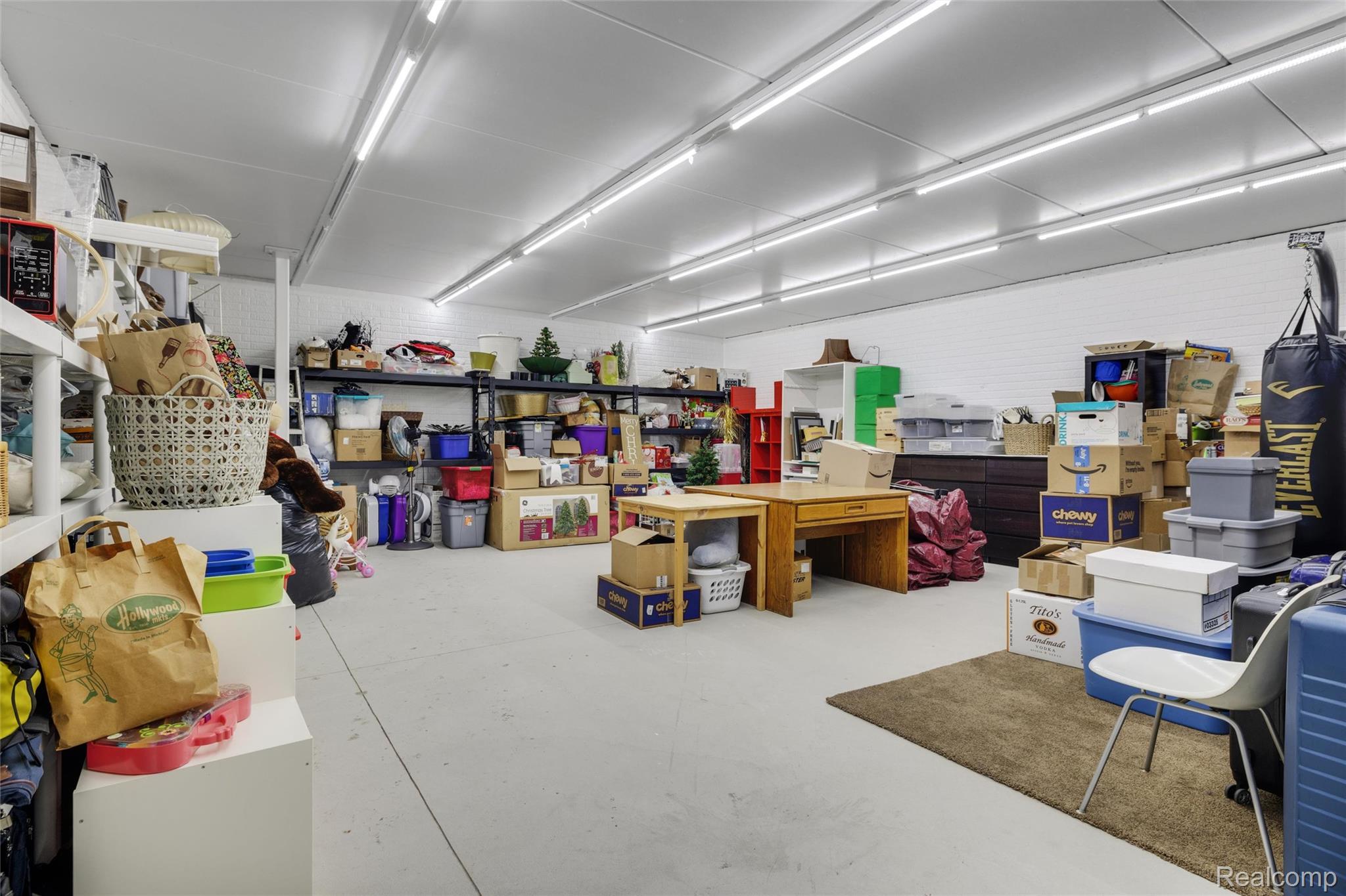 2700 Squirrel Road Bloomfield Hills, MI 48304 - Photo 55 of 83 072-2700 Squirrel Rd 0068.jpg