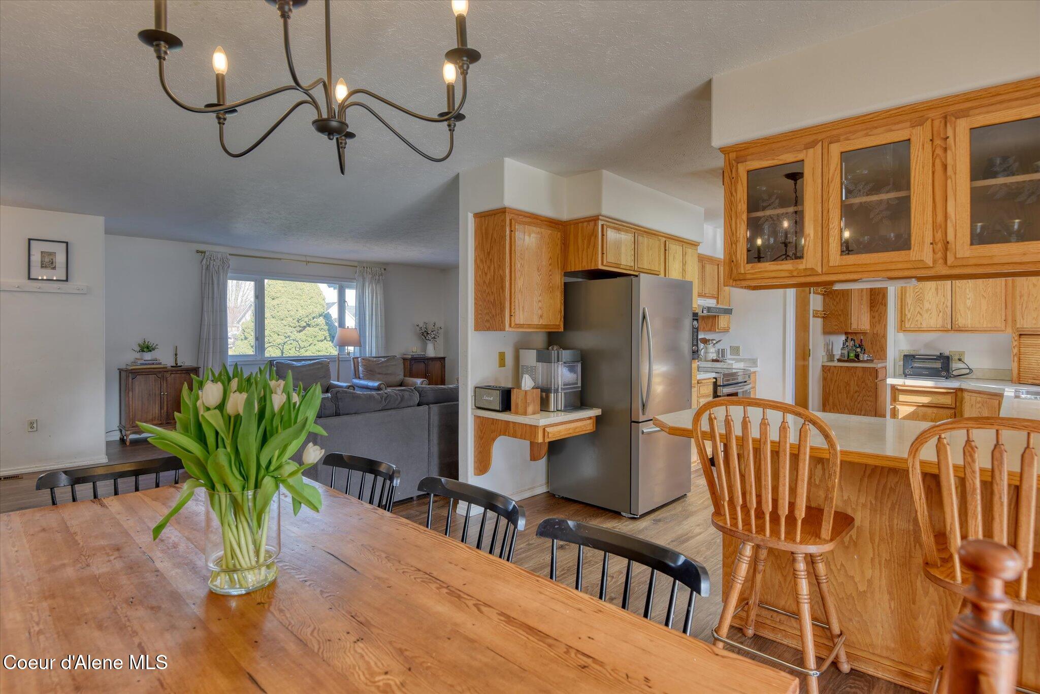 654 Maple Place Hayden, ID 83835 - Photo 10 of 36 12 Kitchen 5