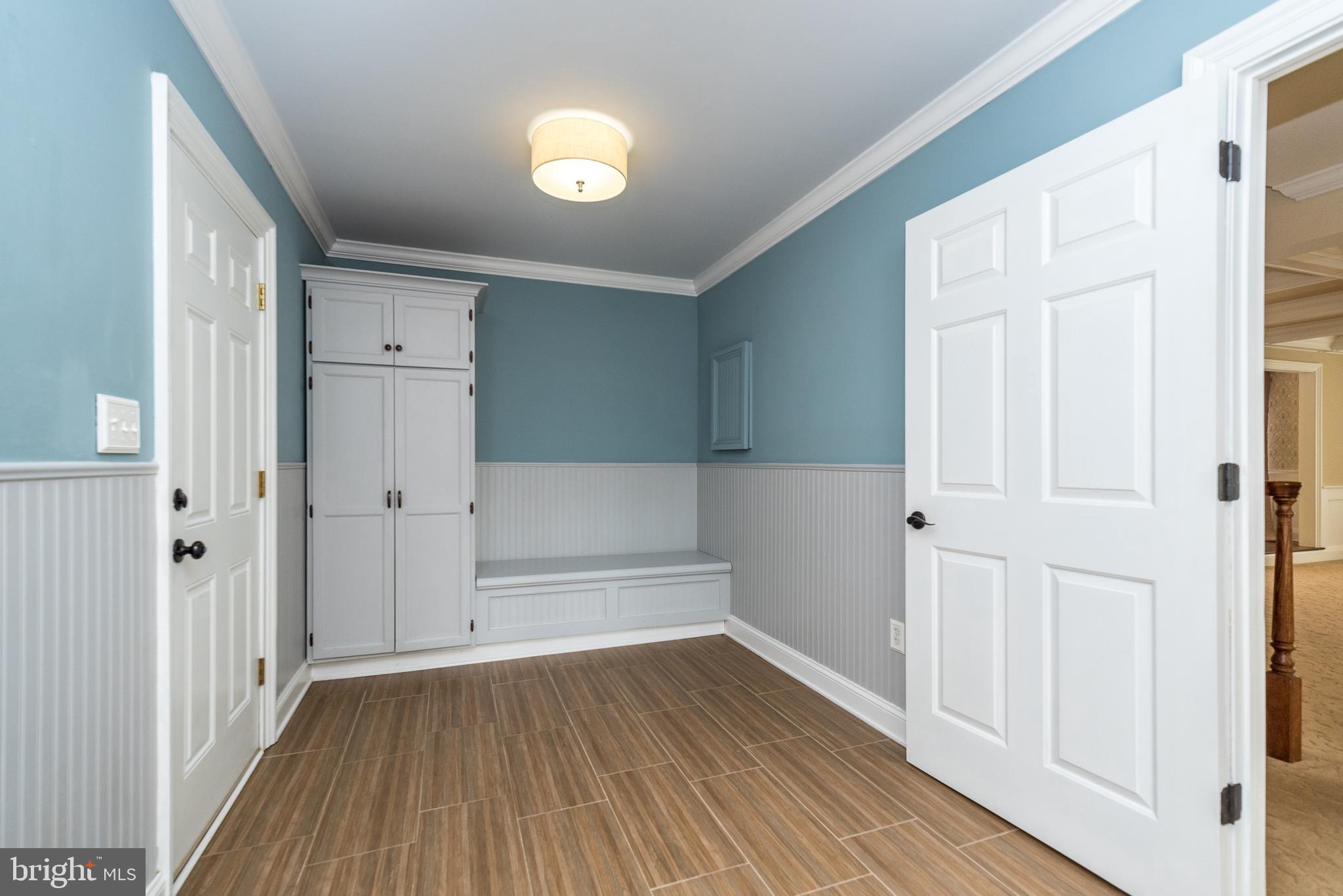931 West Thatcher Road Quakertown, PA 18951 - Photo 42 of 46 Mudroom