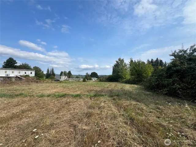 a view of an outdoor space and a yard