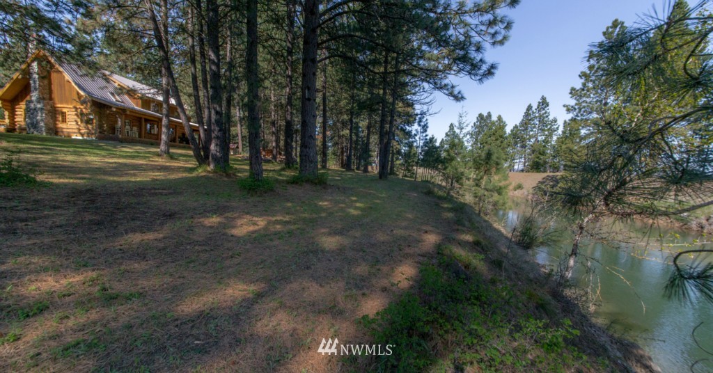141 Stag Road Cle Elum, WA 98922 - Photo 3 of 24 Gallery Image 3