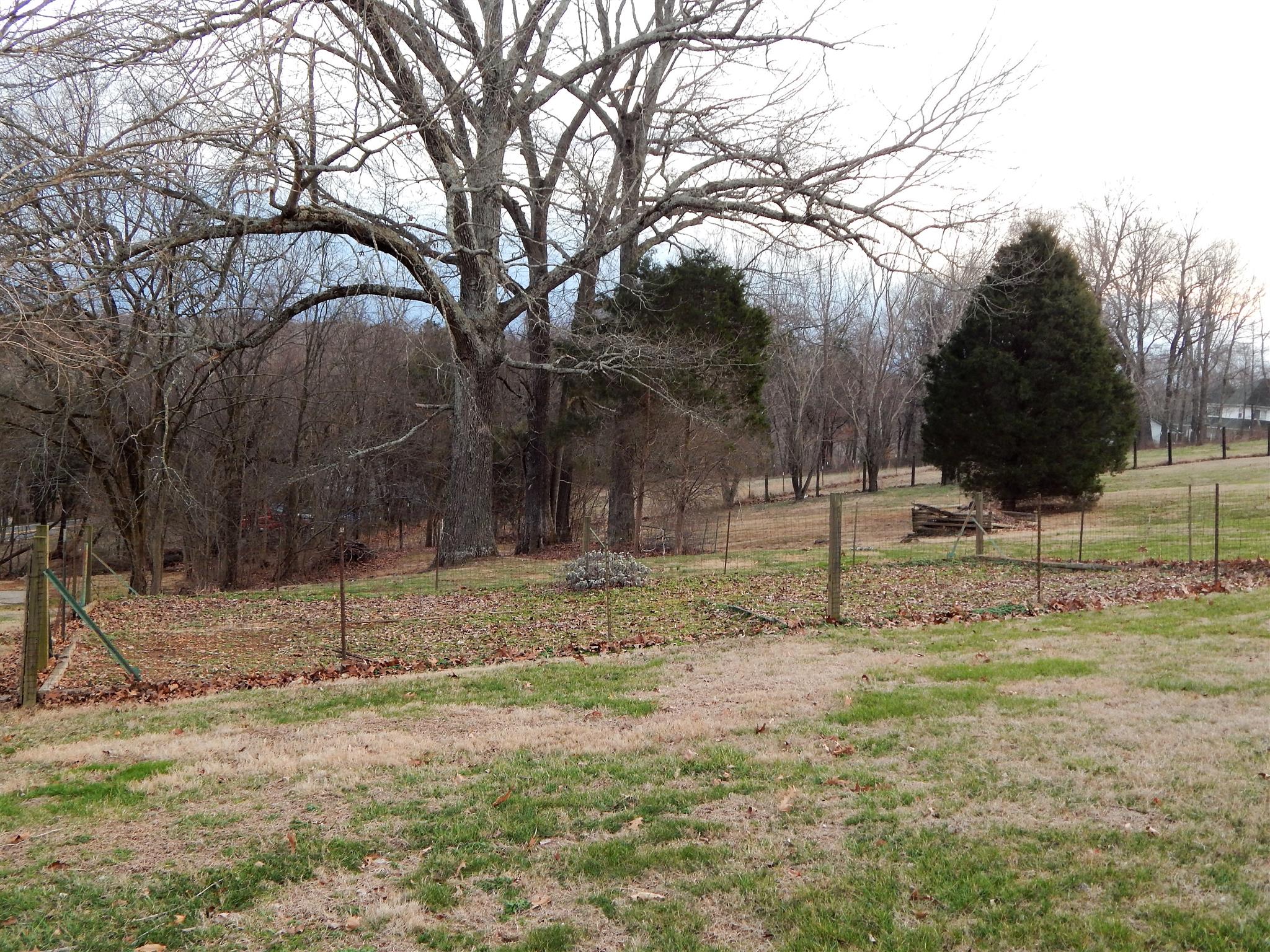 2060 Bradbury Road Adams, TN 37010 - Photo 24 of 27 Gallery Image 24