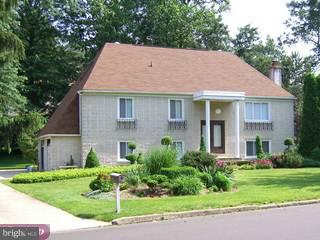 121 Woodland Road Huntingdon Valley, PA 19006 - Photo 1 of 6 Gallery Image 1