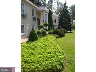 121 Woodland Road Huntingdon Valley, PA 19006 - Photo 4 of 6 Gallery Image 4