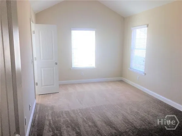 $2,100 | 204 Dogwood Circle, Savannah, GA 31407