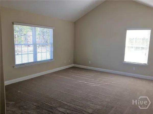$2,100 | 204 Dogwood Circle, Savannah, GA 31407