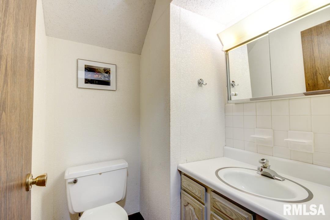 2022 Lindbergh Boulevard Springfield, IL 62704 - Photo 14 of 25 Gallery Image 14