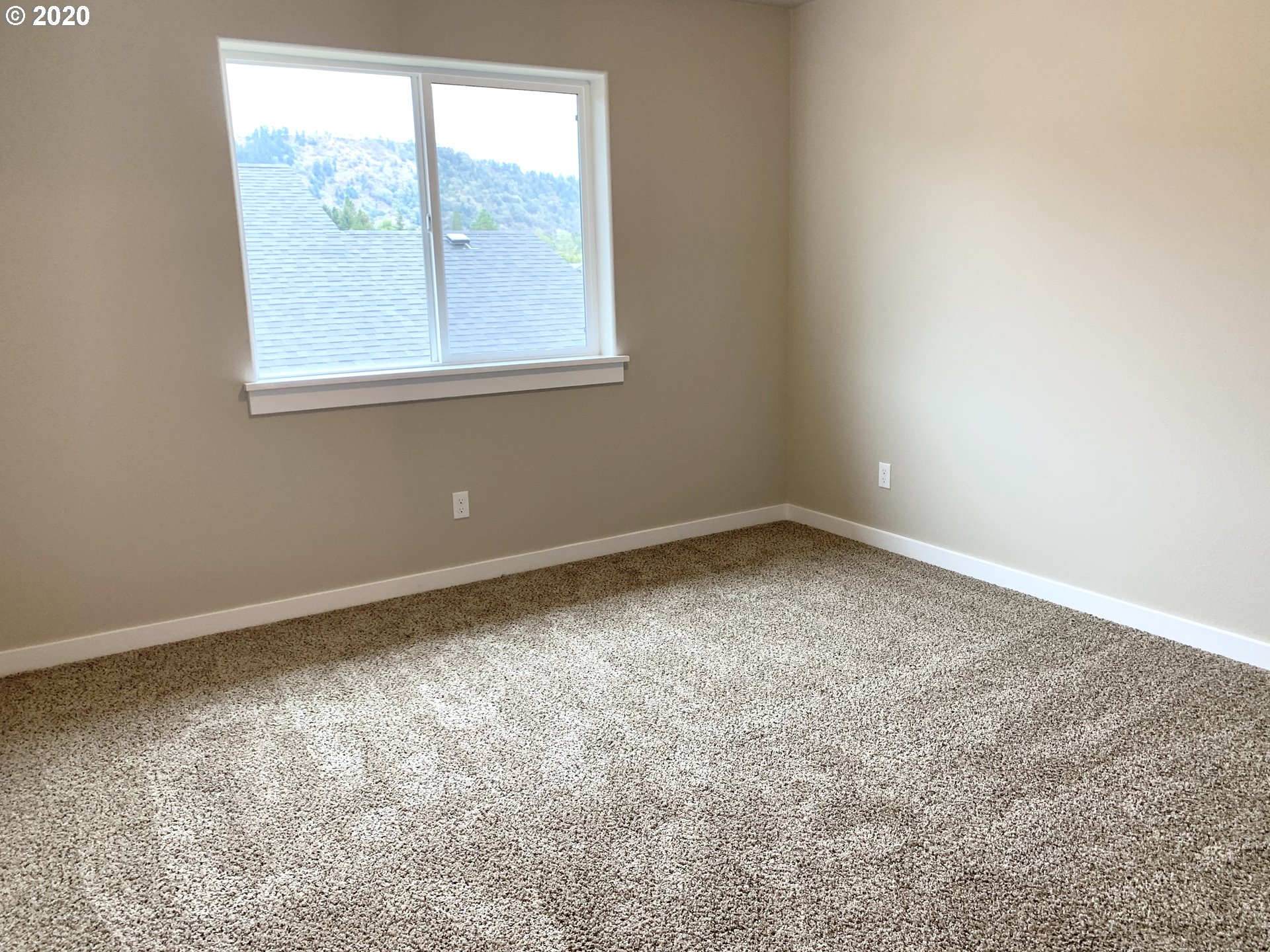560 Southeast Rose Ridge Drive Winston, OR 97496 - Photo 13 of 18 Gallery Image 13