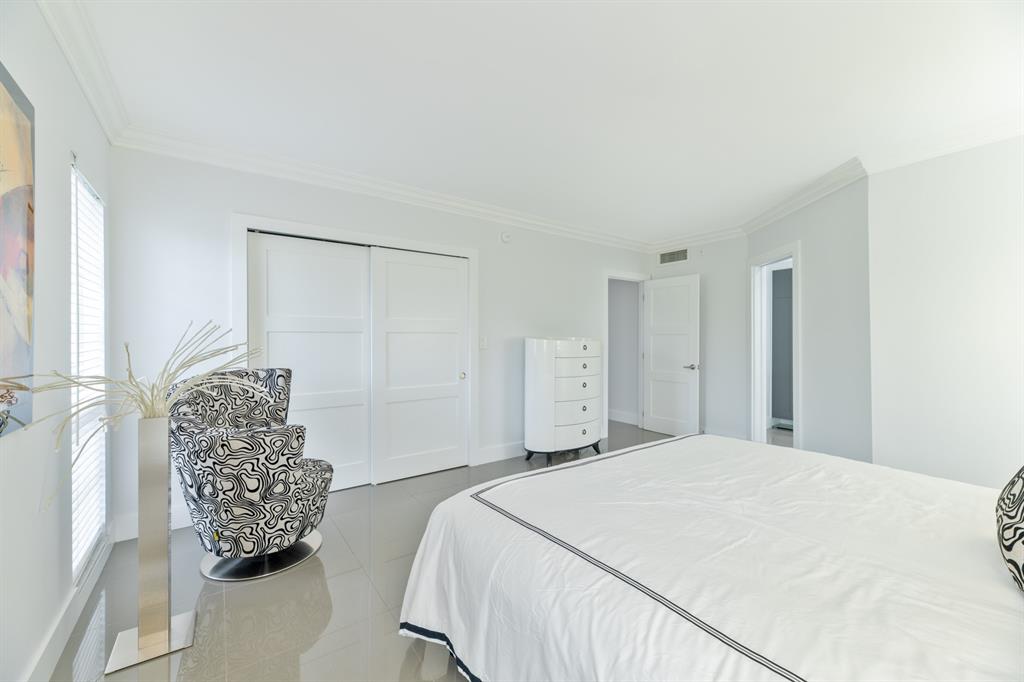 2950 North Palm Aire Drive, Unit 401 Pompano Beach, FL 33069 - Photo 15 of 32