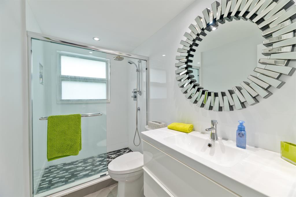 2950 North Palm Aire Drive, Unit 401 Pompano Beach, FL 33069 - Photo 21 of 32