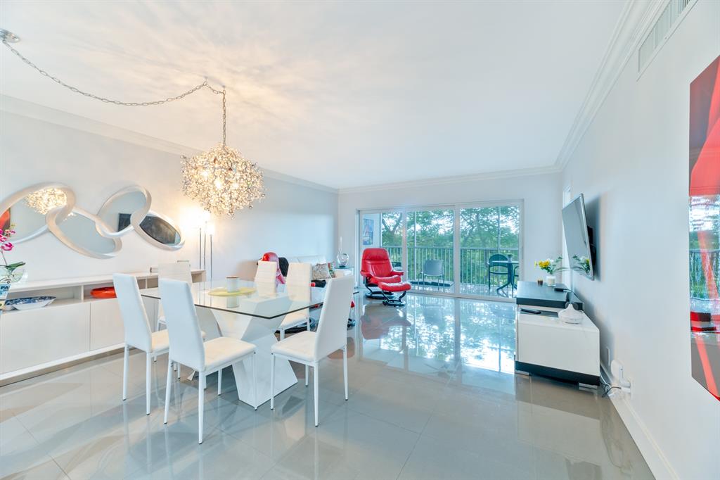 2950 North Palm Aire Drive, Unit 401 Pompano Beach, FL 33069 - Photo 7 of 32