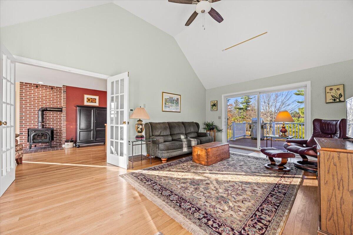 39 Hanson Road Scarborough, ME 04074 - Photo 5 of 35 06-39 Hanson Rd-6