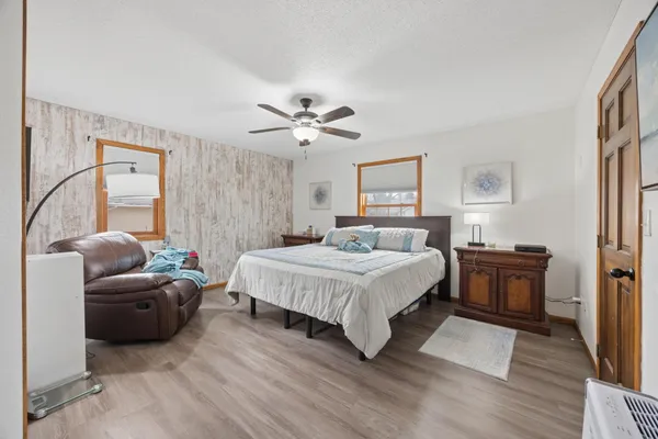 $349,900 | 512 Aspen Court West, Rockville, MN 56369