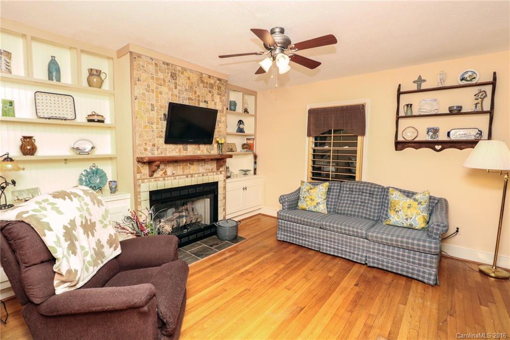 306 Boyce Road Charlotte, NC 28211 - Photo 11 of 24 Gallery Image 11