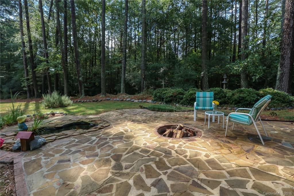 306 Boyce Road Charlotte, NC 28211 - Photo 17 of 24 Gallery Image 17