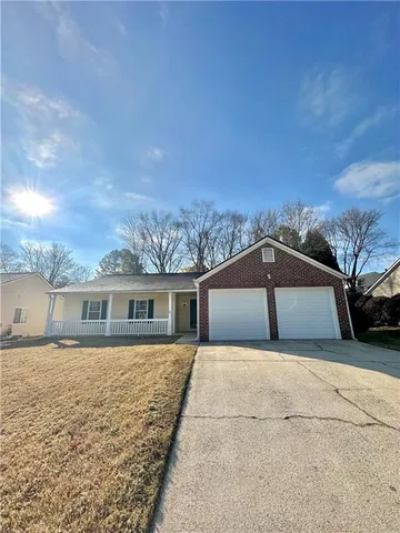 $2,295 | 4885 Streamside Drive, Alpharetta, GA 30022