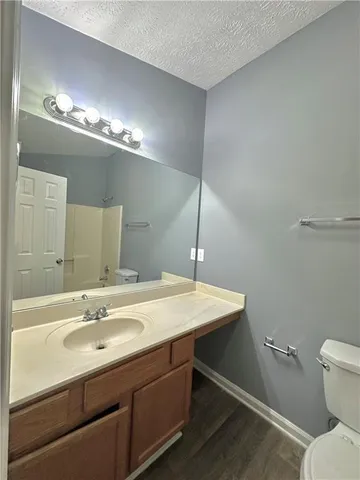 $2,295 | 4885 Streamside Drive, Alpharetta, GA 30022