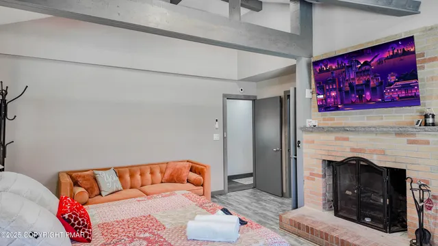 $450,000 | 144 Highridge Road, Albrightsville, PA 18210