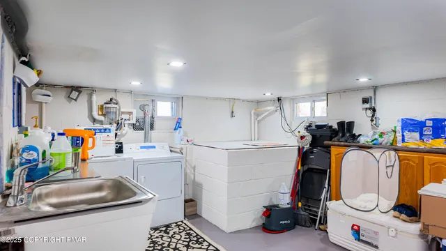 $450,000 | 144 Highridge Road, Albrightsville, PA 18210