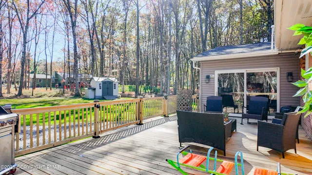 $450,000 | 144 Highridge Road, Albrightsville, PA 18210