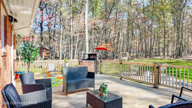 $450,000 | 144 Highridge Road, Albrightsville, PA 18210