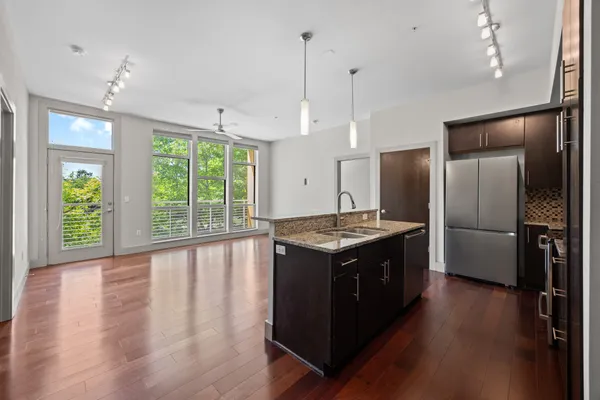 $2,150 | 1320 Robert Browning Street, Unit 203, Austin, TX 78723