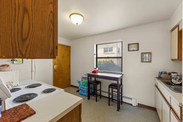 $525,000 | 5700 St Charles Road, Berkeley, IL 60163