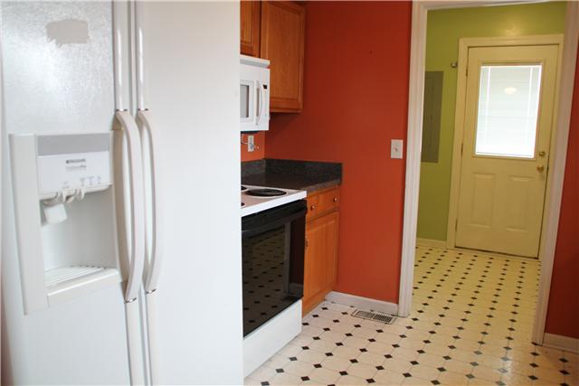 1063 Canaan Road Columbia, TN 38401 - Photo 3 of 11 Gallery Image 3