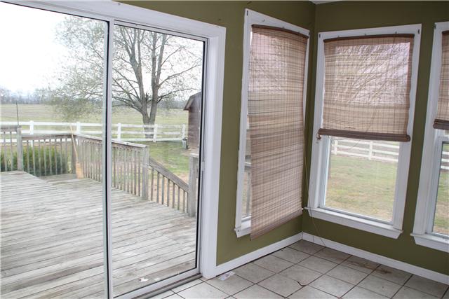 1063 Canaan Road Columbia, TN 38401 - Photo 5 of 11 Gallery Image 5
