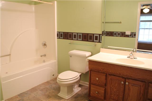 1063 Canaan Road Columbia, TN 38401 - Photo 7 of 11 Gallery Image 7