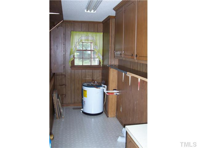 93 Surles Road Benson, NC 27504 - Photo 9 of 16 Laundry Room