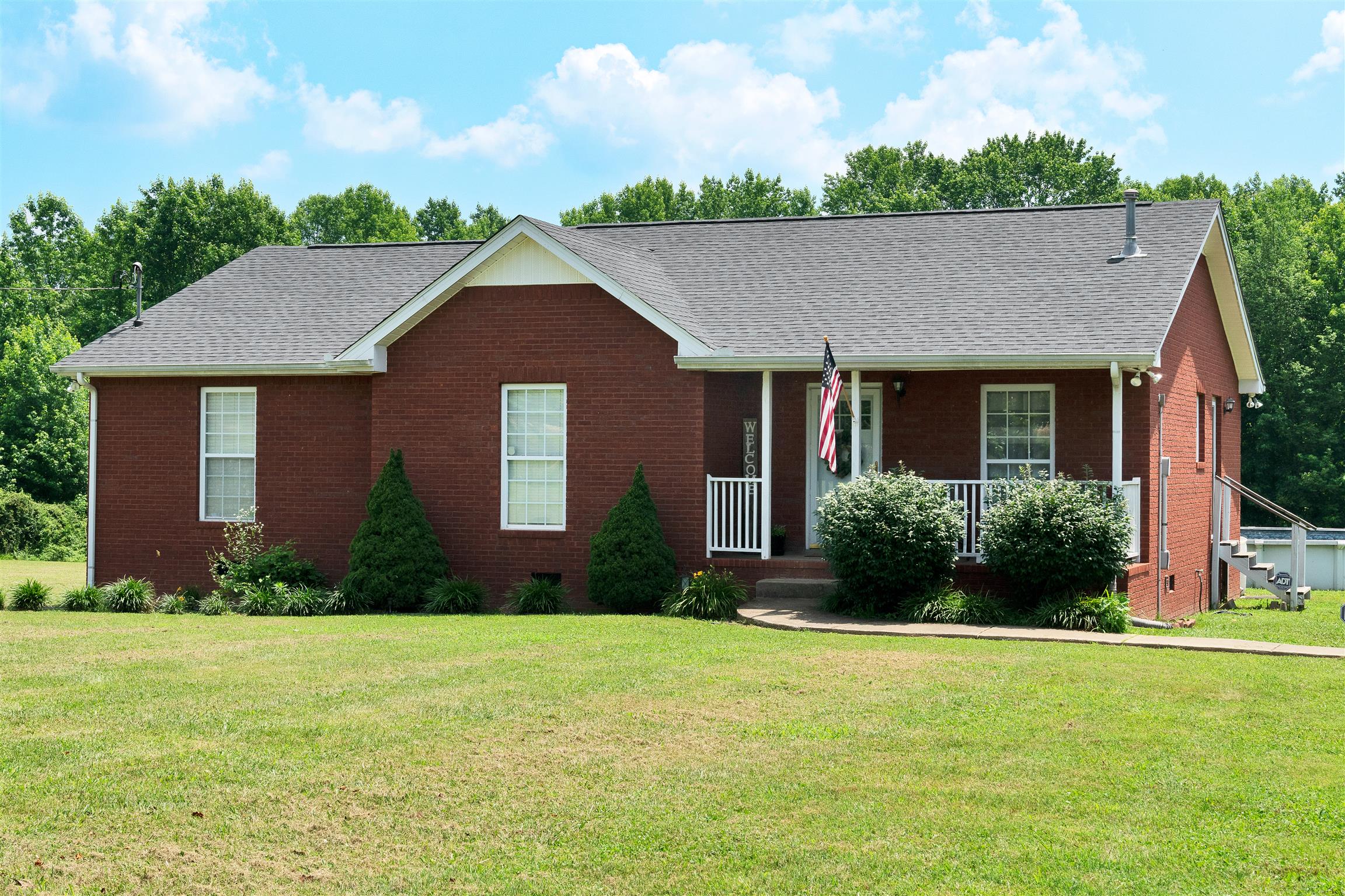 2225 Alvin Head Road Springfield, TN 37172 - Photo 1 of 24 a front view of house with yard and green space