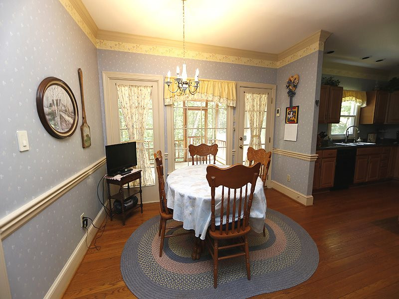 4812 Oak Way Raleigh, NC 27613 - Photo 6 of 18 Great space close to the kitchen and also the screened porch. This house has good flow for entertaining. Breakfast room