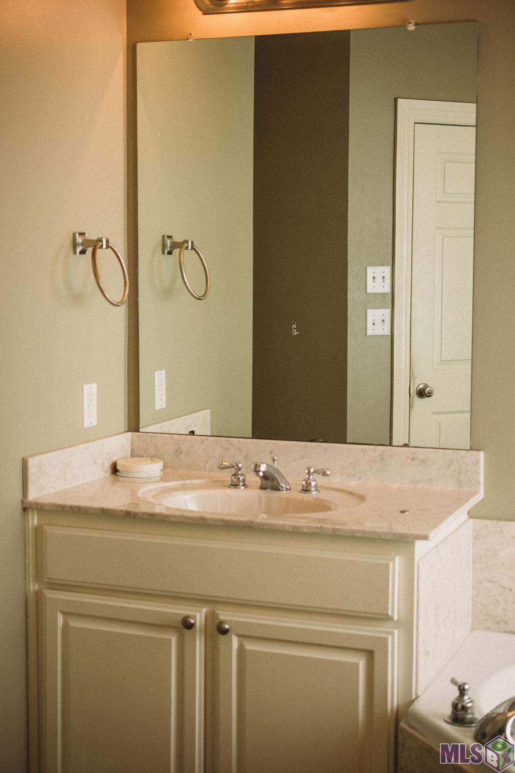 9354 Rue De Benoit Denham Springs, LA 70706 - Photo 15 of 21 Gallery Image 15